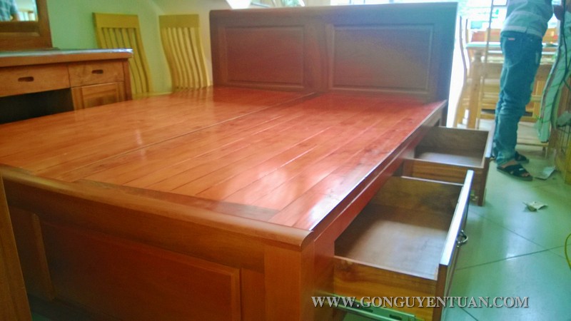 Giường ngủ xoan đào 2 ngăn kéo